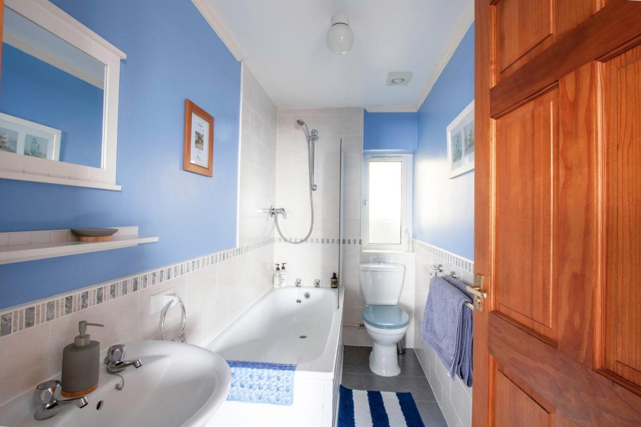 Bronllys Farm Coastal Self-Catering Apartment Llanelli Bagian luar foto