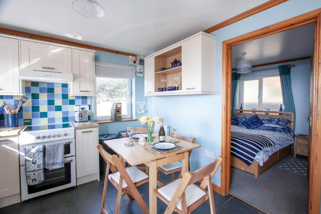 Bronllys Farm Coastal Self-Catering Apartment Llanelli Bagian luar foto