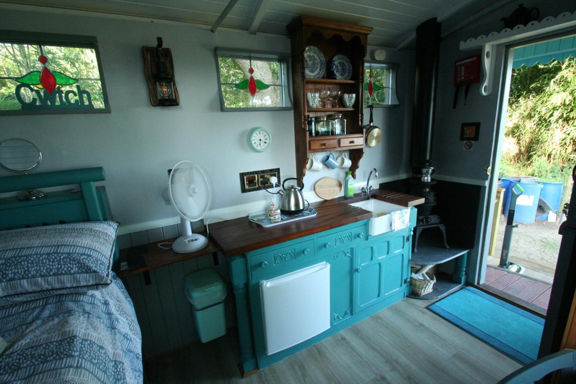 Bronllys Farm Coastal Self-Catering Apartment Llanelli Ruang foto